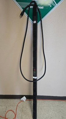 APC Metered PDU AP8841 - Power Distribution Unit