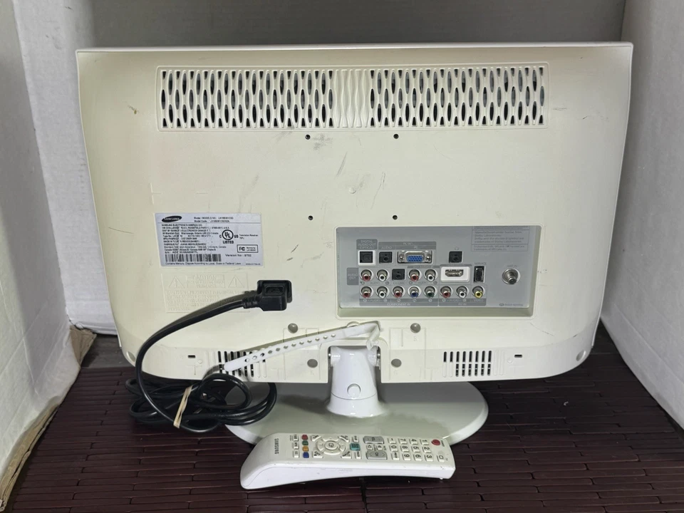 Samsung LN19B361C5D 19-Inch LCD HDTV – Includes Remote – Ideal for Retro Gaming - Image 4 of 4