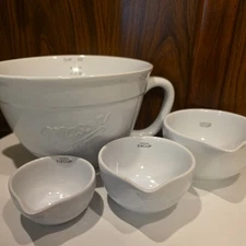 Mason Craft and More 4 piece Batter Bowl & Measuring Cup Set