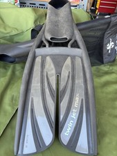 Scubapro Twin Jet Max Fins Size 9-10 Black with Mesh Bag MPN 9000144