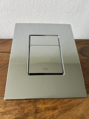 GROHE SKATE COSMOPOLITAN Abdeckplatte - Chrom (38732000) Unterputzspülkasten NEU