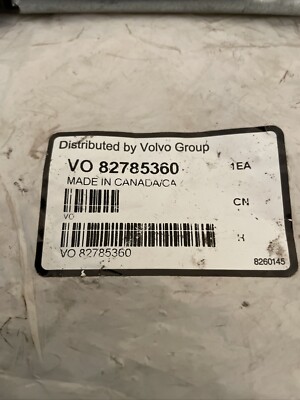 GENUINE VOLVO HEAVY DUTY DOOR LATCH ASSY LH NEW OEM NOS 82785360