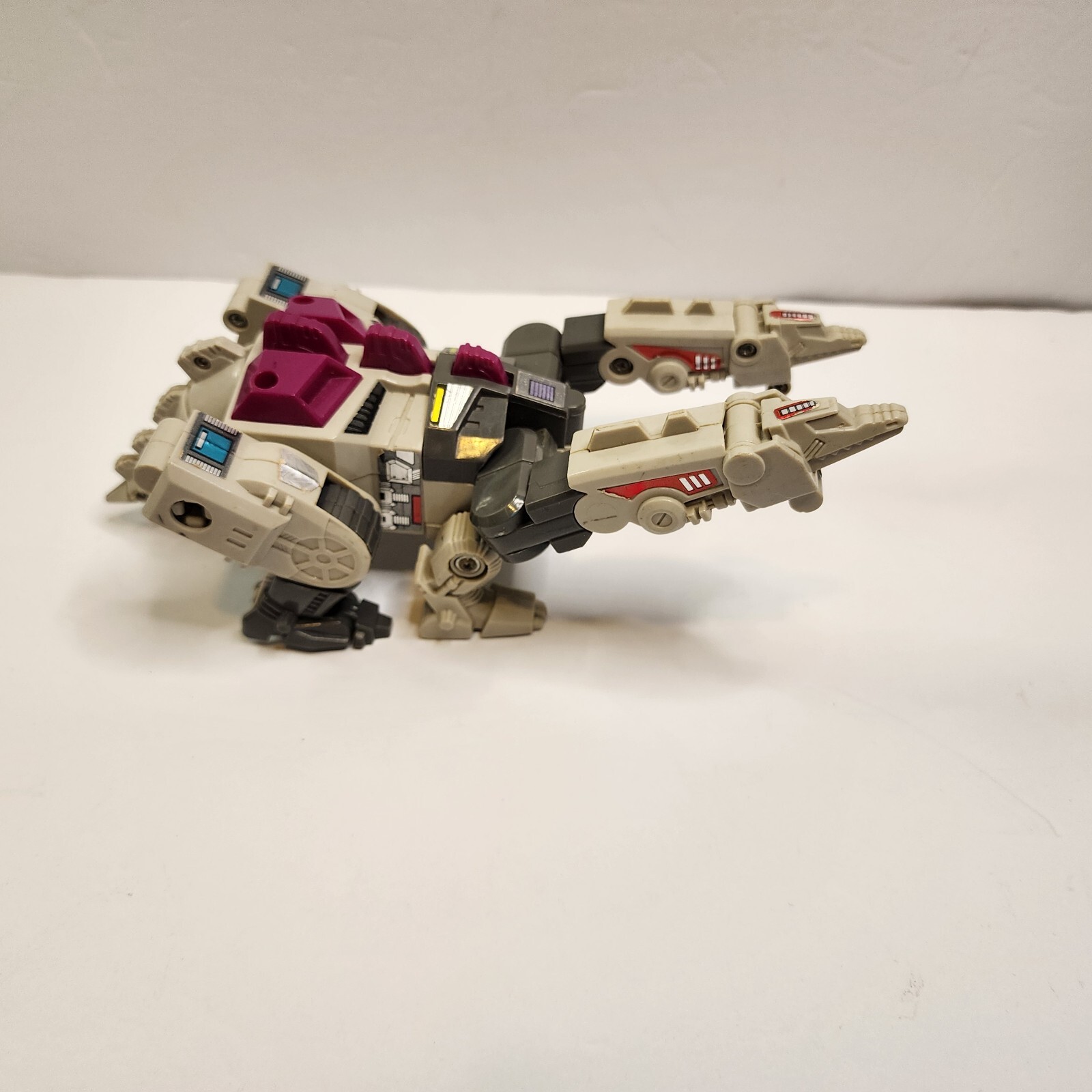 Picture 2 of 9