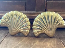 Set Of 2 Brass Shell Shaped Curtain Tie Backs Hold Backs