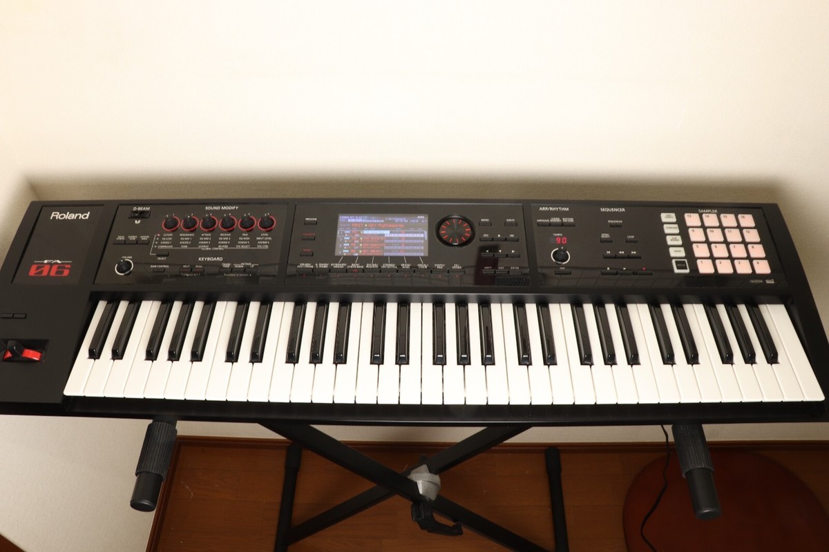 Roland FA-06 シンセサイザー 61鍵 ROLAND FA-06 ワークステーションシンセサイザー 61鍵盤 送料
