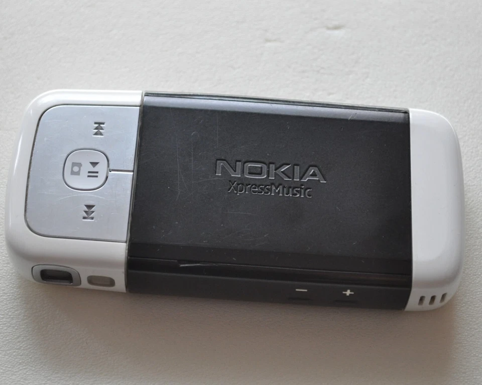 Nokia 5700 Xpress Music Black (SIM-Lock Free)  3G GSM 4BAND 2MP Radio Gut - Bild 3 von 4