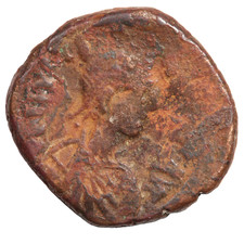 BYZANTINE BRONZE FOLLIS COIN OF JUSTIN I [Constantinople]