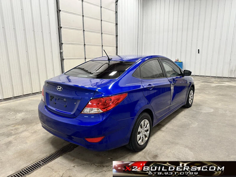 Hyundai Accent 2012  Foto 4 de 4