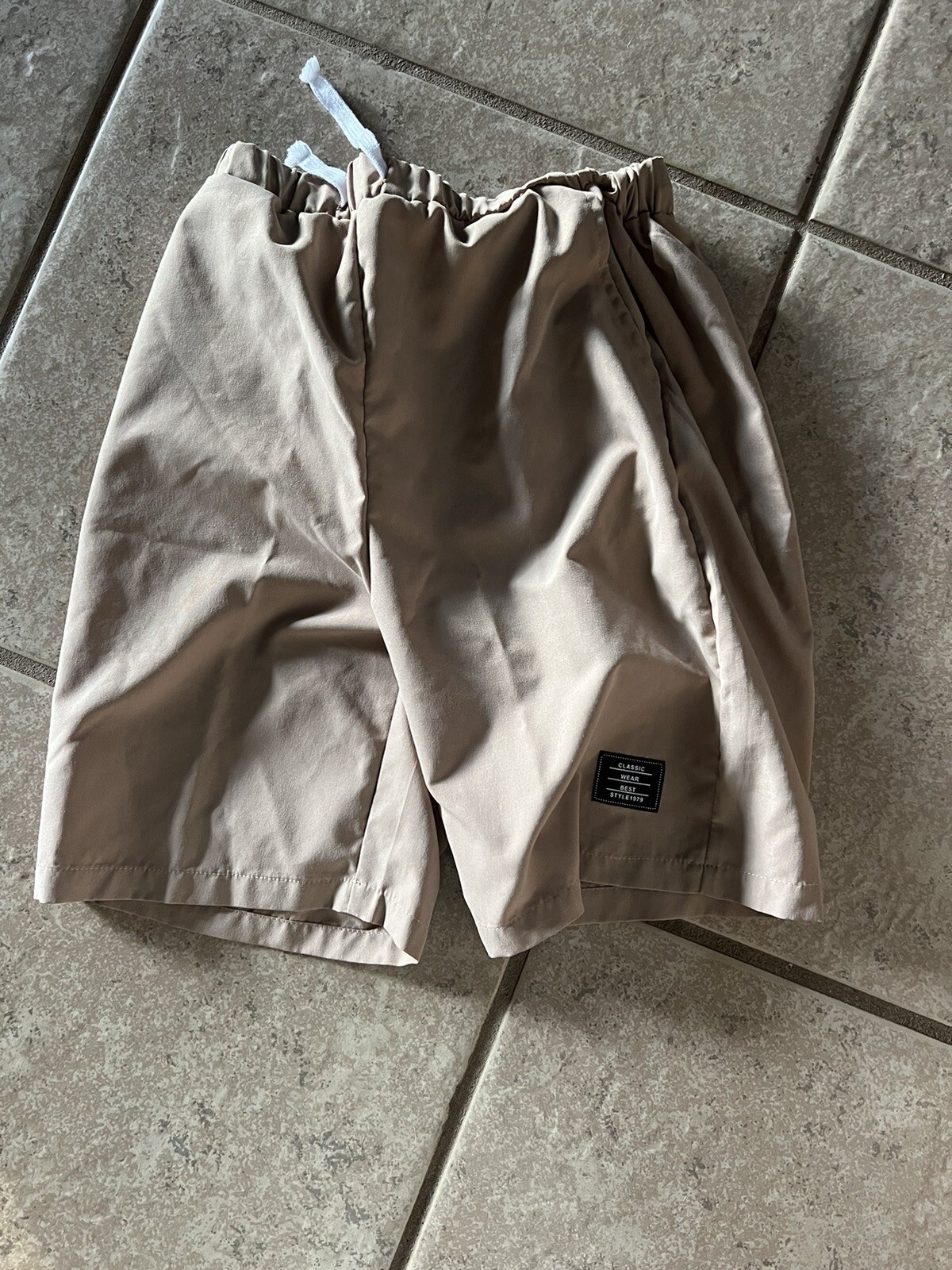 Picture 1 of 2