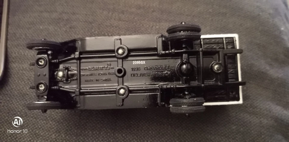1930 Chevy Delivery Truck - COORS - Ertl - In scatola di metallo - 1/43 - Immagine 3 di 4