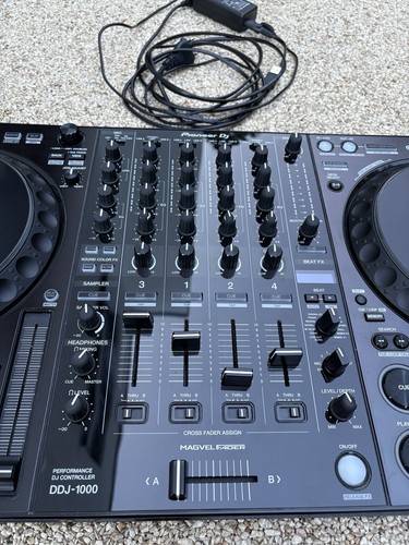 Pioneer DJ DDJ 1000 4 Canales DJ Performance Controller 4 Canales Negro - Imagen 14 de 20
