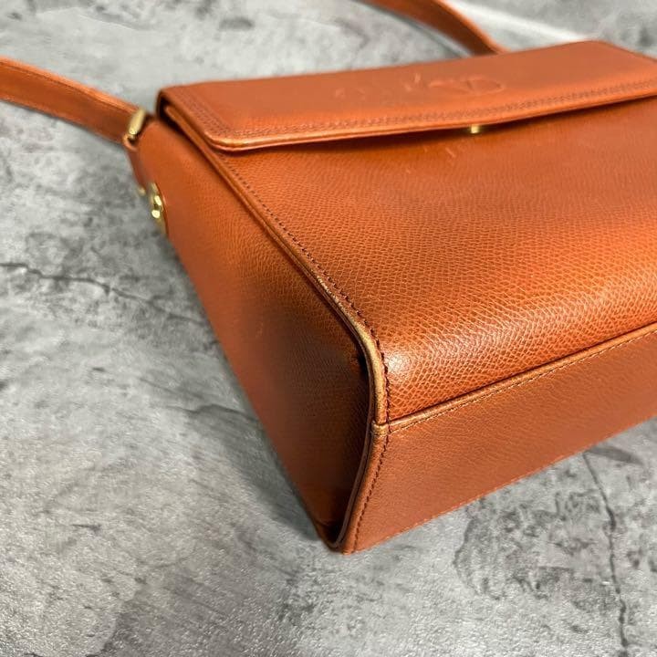 Valentino Garavani Shoulder Bag Leather Damaged Condition Women's Fashion Japan thumbnail 7