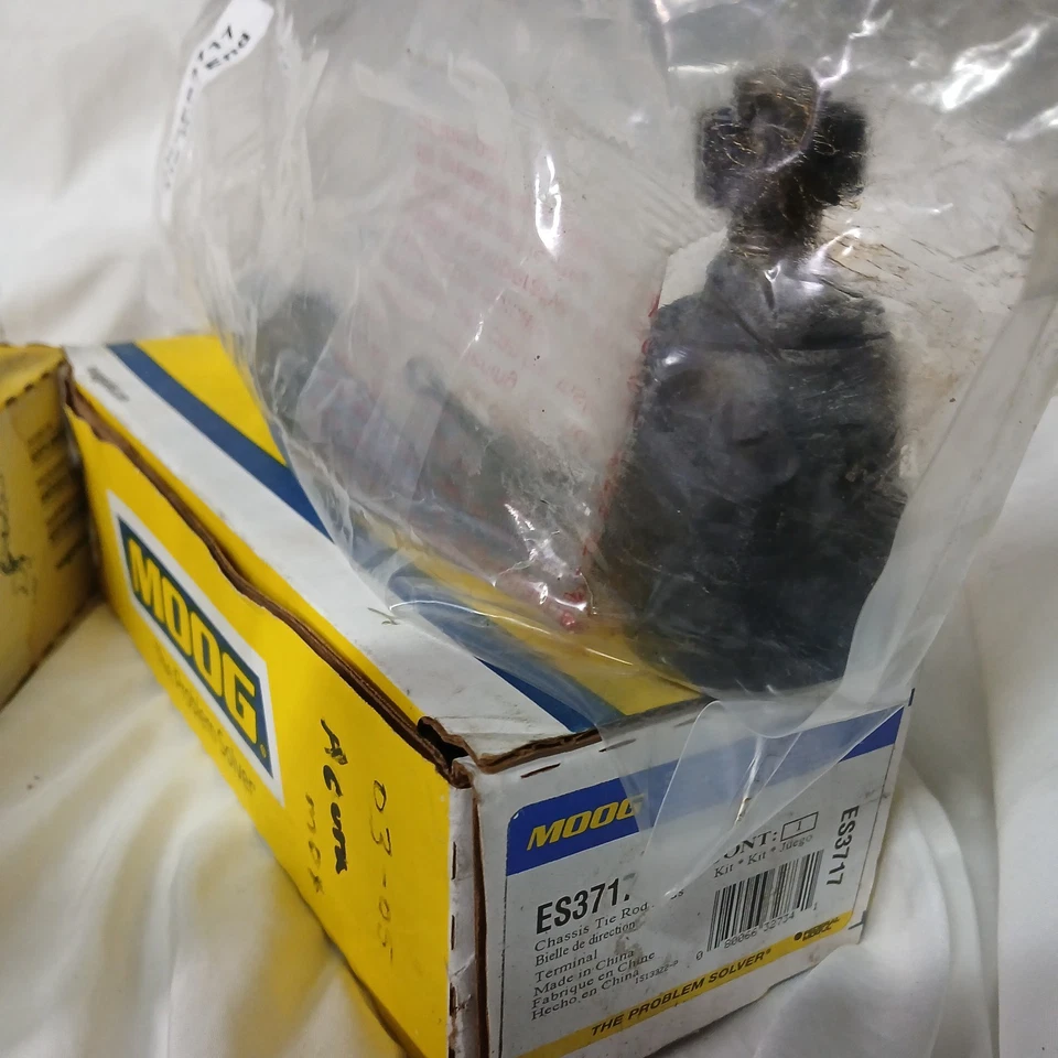 Juego de 2 extremos de varilla de amarre delanteros exteriores izquierdo y derecho Moog para Acura MDX Honda Pilot Foto 3 de 3