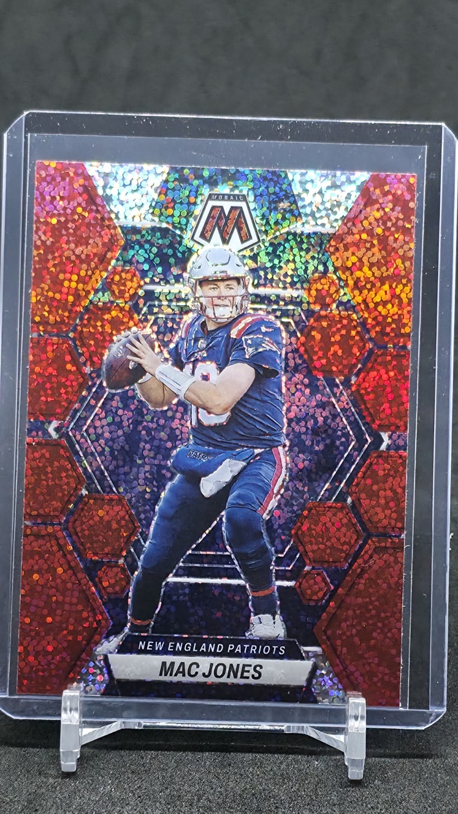 MAC JONES 2023 PANINI MOSAIC RED SPARKLE PATRIOTS 