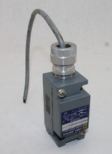 Square D 9007 C054 Limit Switch