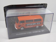 PIT39 1/43 IXO Véhicules d'époque ITALIE : VOLKSWAGEN T2 Bus Stormy Six 1971