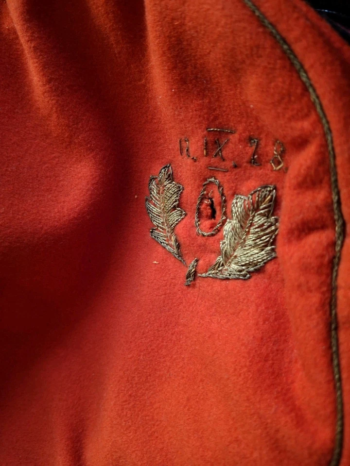 Original Studenten Nachlass Um 1926.   Vier Mützen und 2 Bänder, Gebraucht  ! - Bild 3 von 4