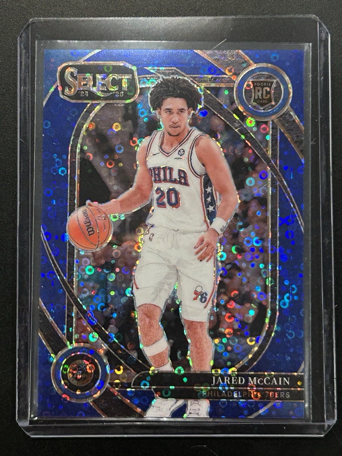 Jared McCain 2024-25 Panini Select Courtside Rookie #283 Blue Disco /25 76ers