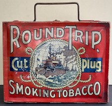 ROUND TRIP SMOKING TOBACCO CUT PLUG ANTIQUE TIN LARUS CHEWING CIGAR LUNCH BOX