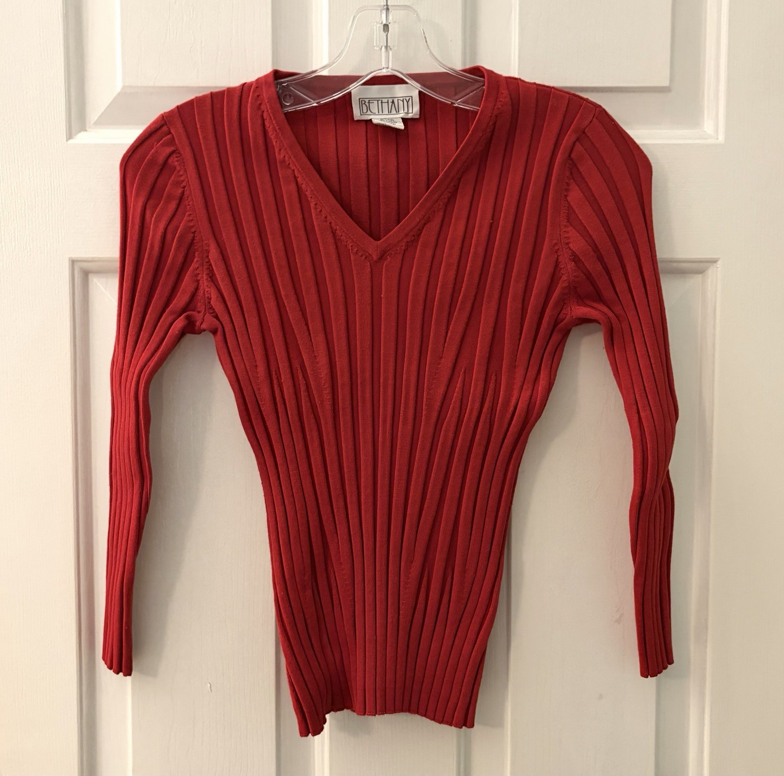 Bethany Womens Size PS Red Silk Ribbed Knit Vneck Long Sleeve Chic Stretch Top