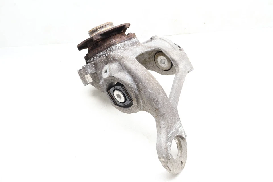 AUDI A6 QUATTRO 2012-2018 - Nudillo de husillo trasero izquierdo con cojinete de rueda Foto 2 de 4