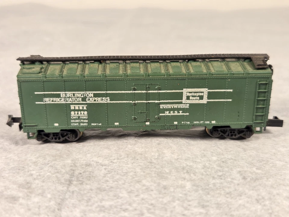 LOTE MIXTO VINTAGE de 13 vagones de tren escala N - trix, atlas, bachmann Foto 4 de 4