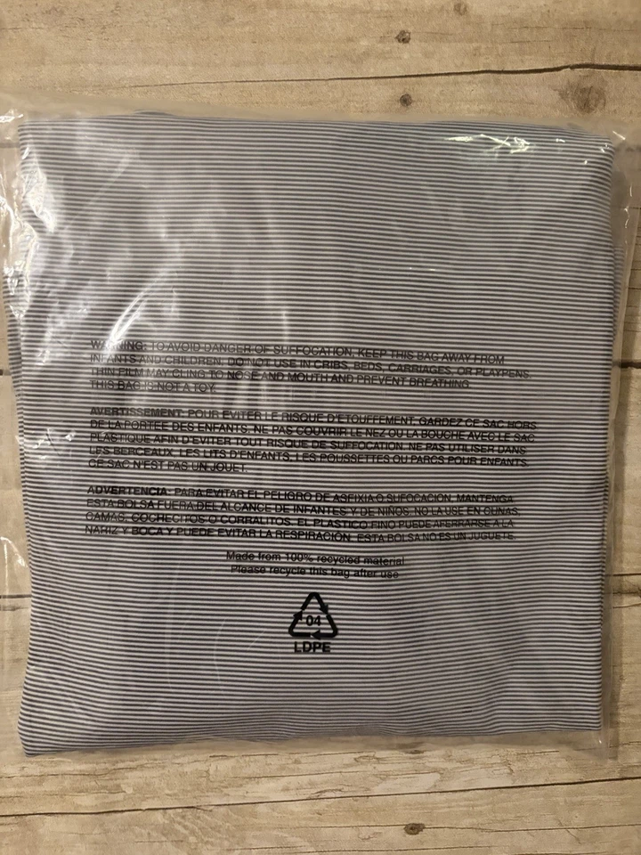 Peter Millar Perth USC Trojans 1/4th Zip Performance Pullover Medium, New - Image 4 of 4