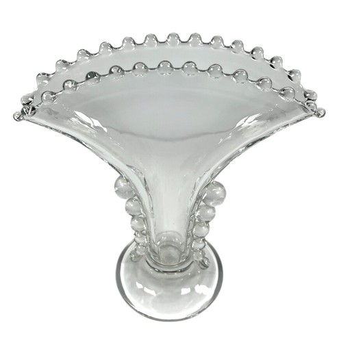 Vintage Imperial Glass Candlewick 8-3/8" Flared Fan Vase with Beaded Rim & Sides - Picture 2 of 11