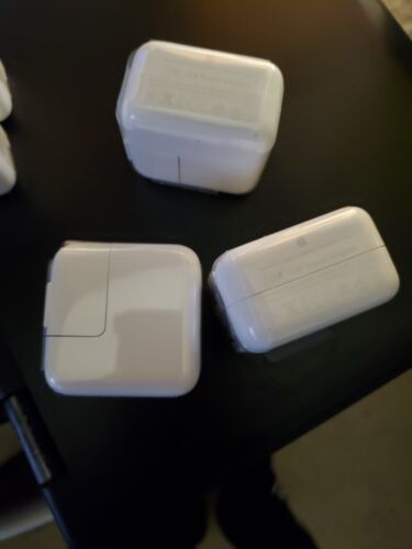 1 Apple 12W USB Power Travel Adapter AUTHINTIC APPLE IPHONE CHARGING BLOCK OEM - Picture 5 of 7