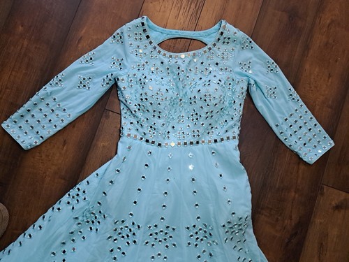 Soft Green Indian Mirrored Long Dress w/ Gold Shawl Size S 20 Open Back Formal - Picture 12 of 15