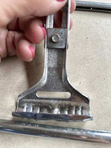 NOS Mopar License Plate Trim Frames 1940’s - 第 13/14 張圖片