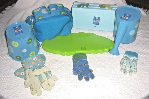 (A09) - NEW - 6 Piece Set - GARDEN PLACE KIDS Gardening Set from Target + Bonus - Picture 3 of 8