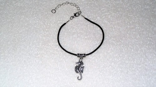 Seahorse Ocean Vacation Trip Ankle Wrist Bracelet Jewelry Fashion Accessory - Picture 3 of 3