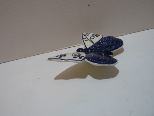 DECORAZIONE FARFALLA CERAMICA LUCIDA VINTAGE 4,5" X 3,5" DESIGN PUNTO BLU - Foto 5 di 6