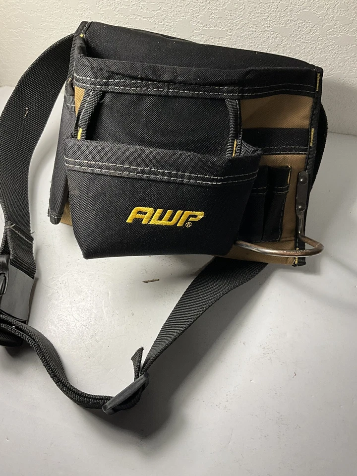 AWP - HANDYMAN'S POUCH W/ BELT - Excellent Condition - Image 3 of 4