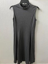 Uniqlo gray sleeveless top casual dress M