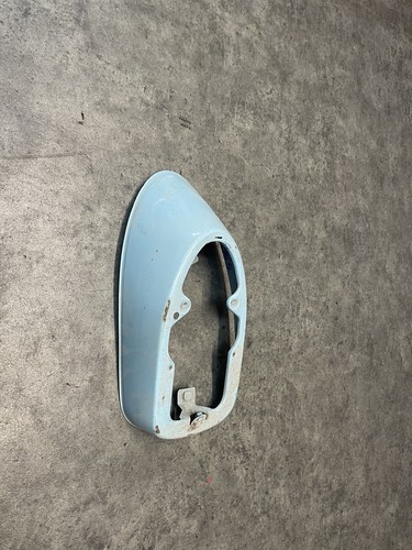 VW Käfer Rücklicht Halter Rückleuchtenträger 68-72 #21365