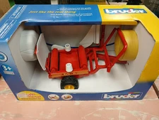 Red Bruder 1:16 Scale Round Bale Wrapper & Bale Asst. Set, BR02122, NIB NEW