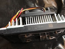 Intel  Pentium  III, 650 MHz, 256 KB Cache, 1...