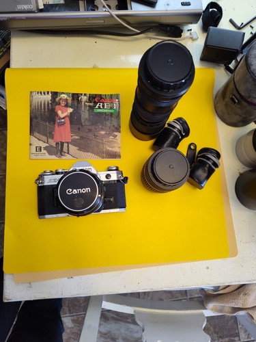 Canon AE-1 Program 35mm SLR Camera w/ Extra Lens - Picture 1 of 13