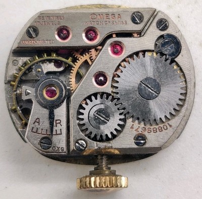 Vintage Omega 17 Jewel watch movement For Repair