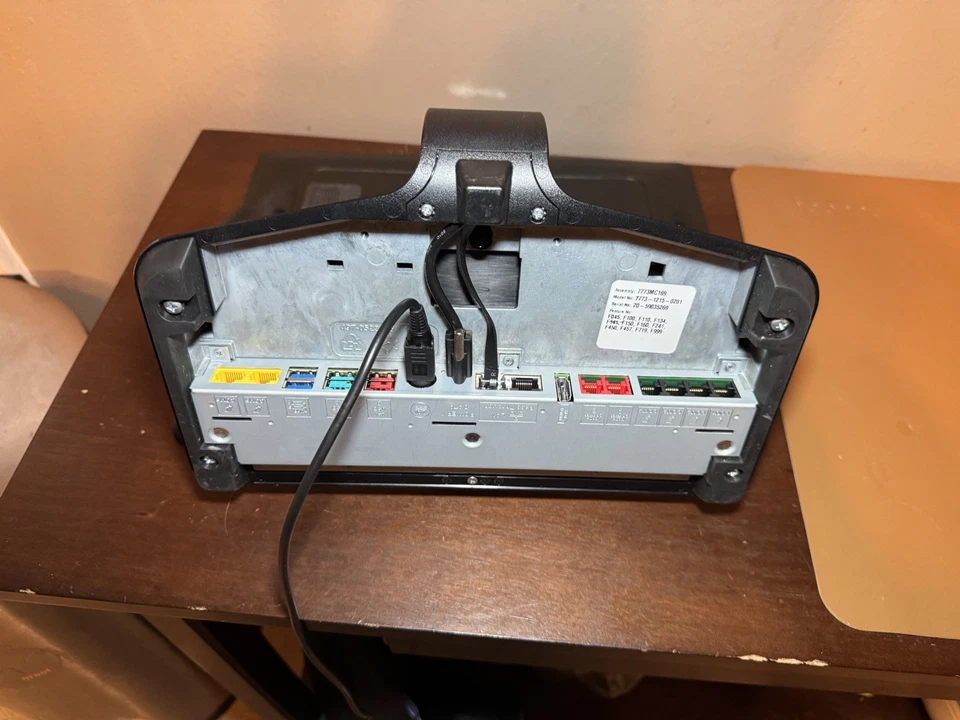 NCR CX5 POS Terminal – All-in-One Touchscreen System, Fast & Reliable - Image 4 of 4