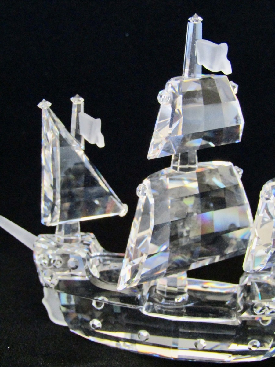 スワロフスキー 置き物　船 『サンタマリア号』 台座付き Swarovski 