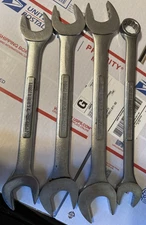 Craftsman USA Double Open Ended Wrench -V-44589 1-1/2" X 1-5/8" set of 4 read on