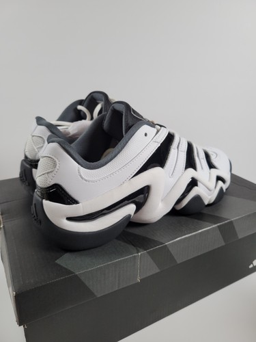 Scarpe da basket uomo Adidas Crazy 8 basse bianche nere Kobe sneakers IG2032 - Foto 3 di 9