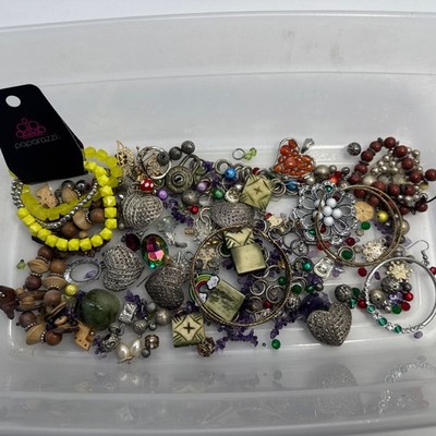 13 oz Lot of Mixed Beads Pendants for Crafting Jewelry Making Etc 