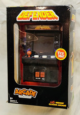 Defender  Arcade Classics Battery Operated Game Perfect in Box