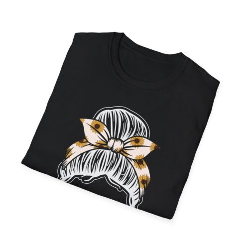 #MomLife Unisex T-Shirt, Perfect Gift for Moms, Family Gatherings, Mother's Day, - Picture 5 of 23