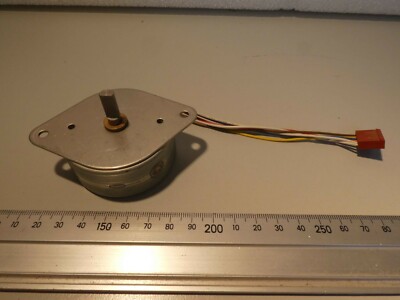 Schrittmotor Stepper 55SI-25DAWC / 7,5 Grad / 36Ohm (19-8-28-41)
