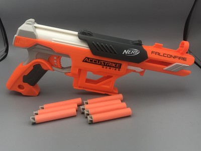 pistola nerf falconfire
